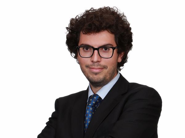 Prof. Eduardo G. Pereira